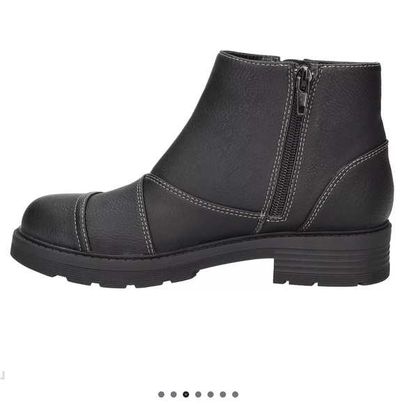 EASY STREET | Aliah Easy Works Slip Resistant Ankle Boots - Picture 9 of 11